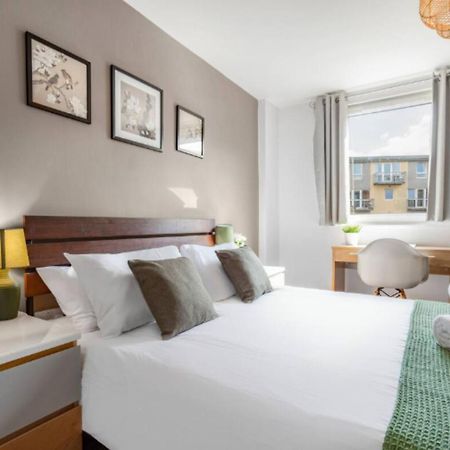 Oriental Suite 2 Bed 2 Bath Netflix And Free Parking, Games- Maihom バーミンガム エクステリア 写真
