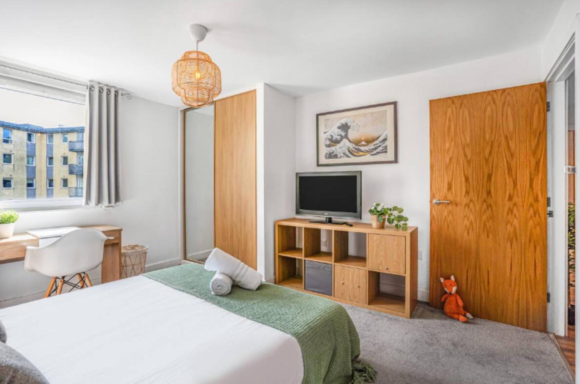 Oriental Suite 2 Bed 2 Bath Netflix And Free Parking, Games- Maihom バーミンガム エクステリア 写真
