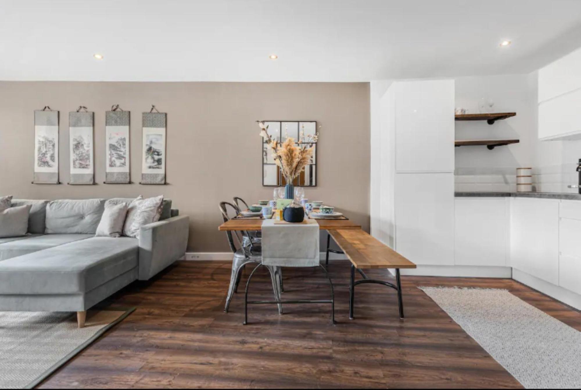 Oriental Suite 2 Bed 2 Bath Netflix And Free Parking, Games- Maihom バーミンガム エクステリア 写真