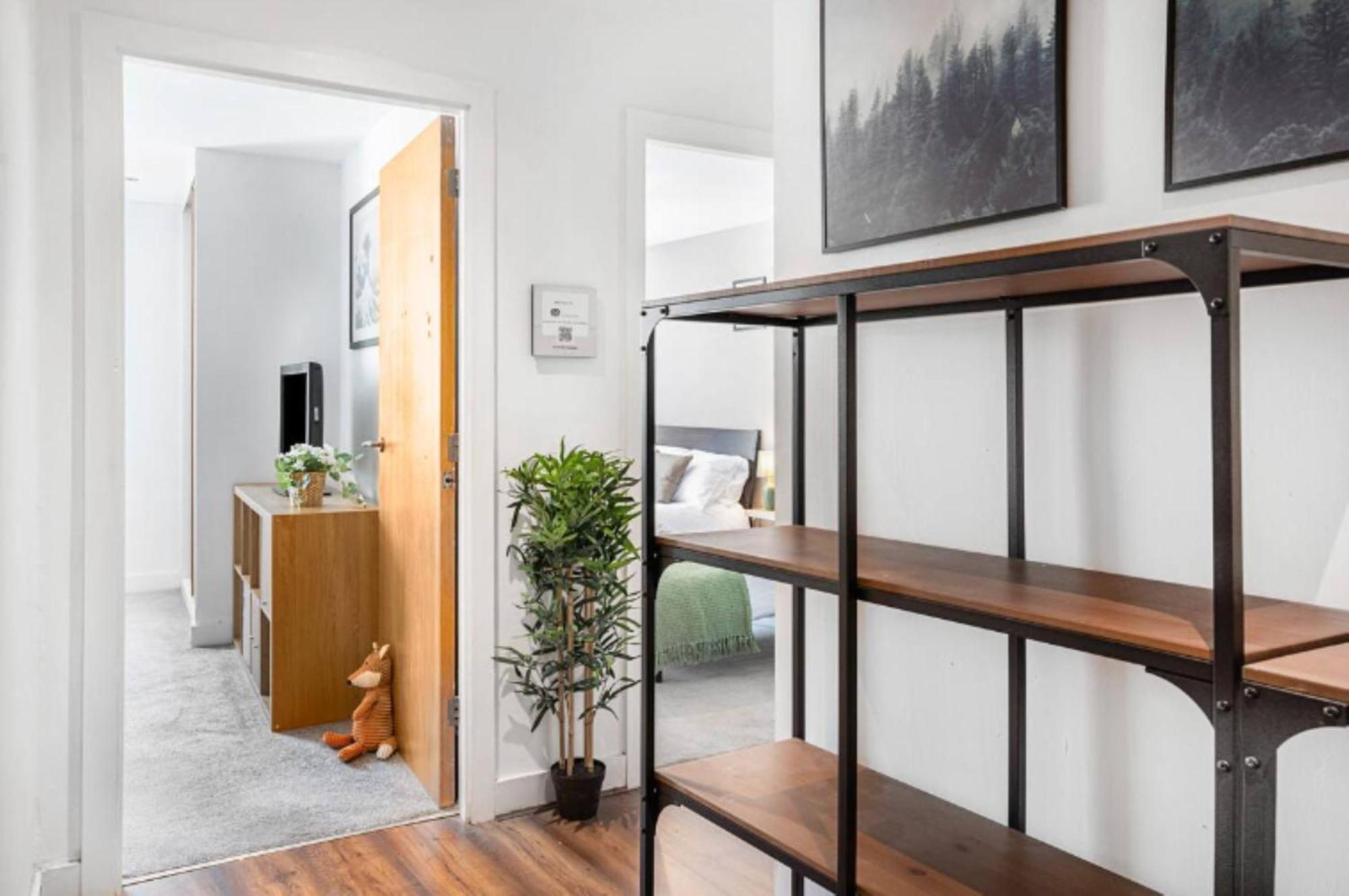 Oriental Suite 2 Bed 2 Bath Netflix And Free Parking, Games- Maihom バーミンガム エクステリア 写真