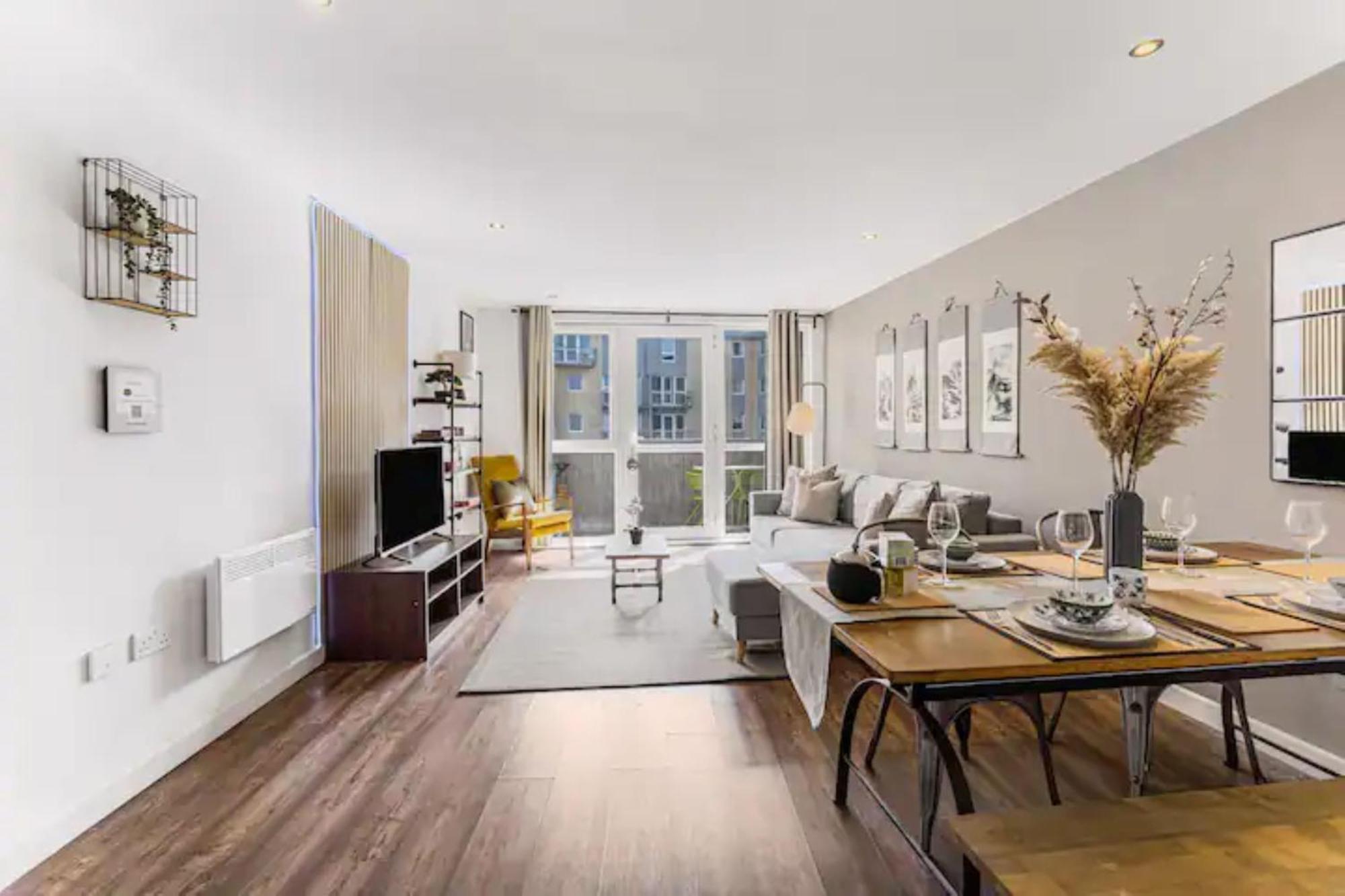 Oriental Suite 2 Bed 2 Bath Netflix And Free Parking, Games- Maihom バーミンガム エクステリア 写真